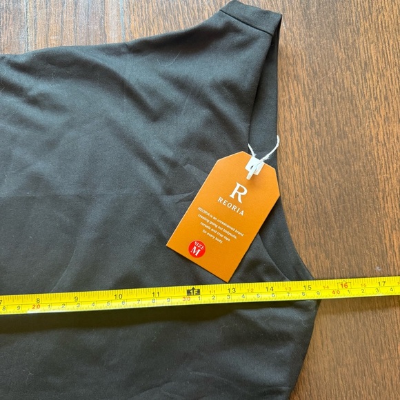 NWT reoria medium backless crop  tank top size medium - Picture 3 of 7